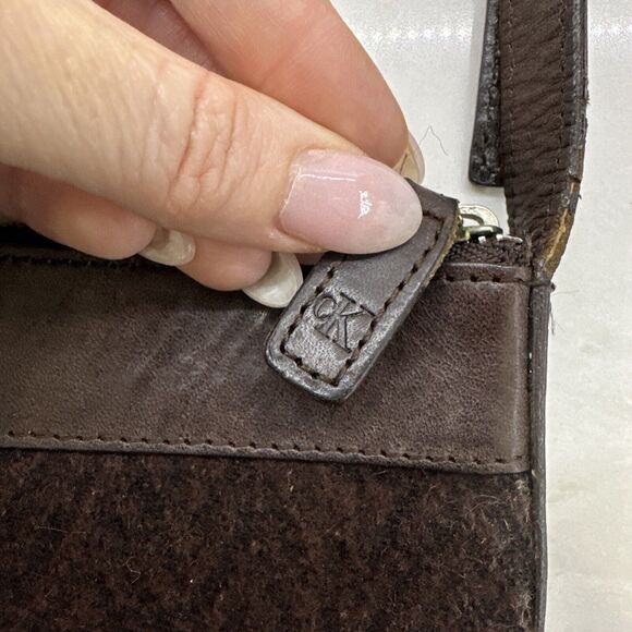 Vintage Calvin Klein Small Handbag Logo Brown Fabric Adjustable Strap - Picture 5 of 9